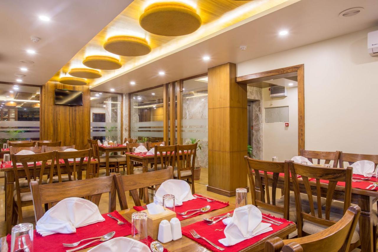 Hotel Portland Pokhara Eksteriør billede